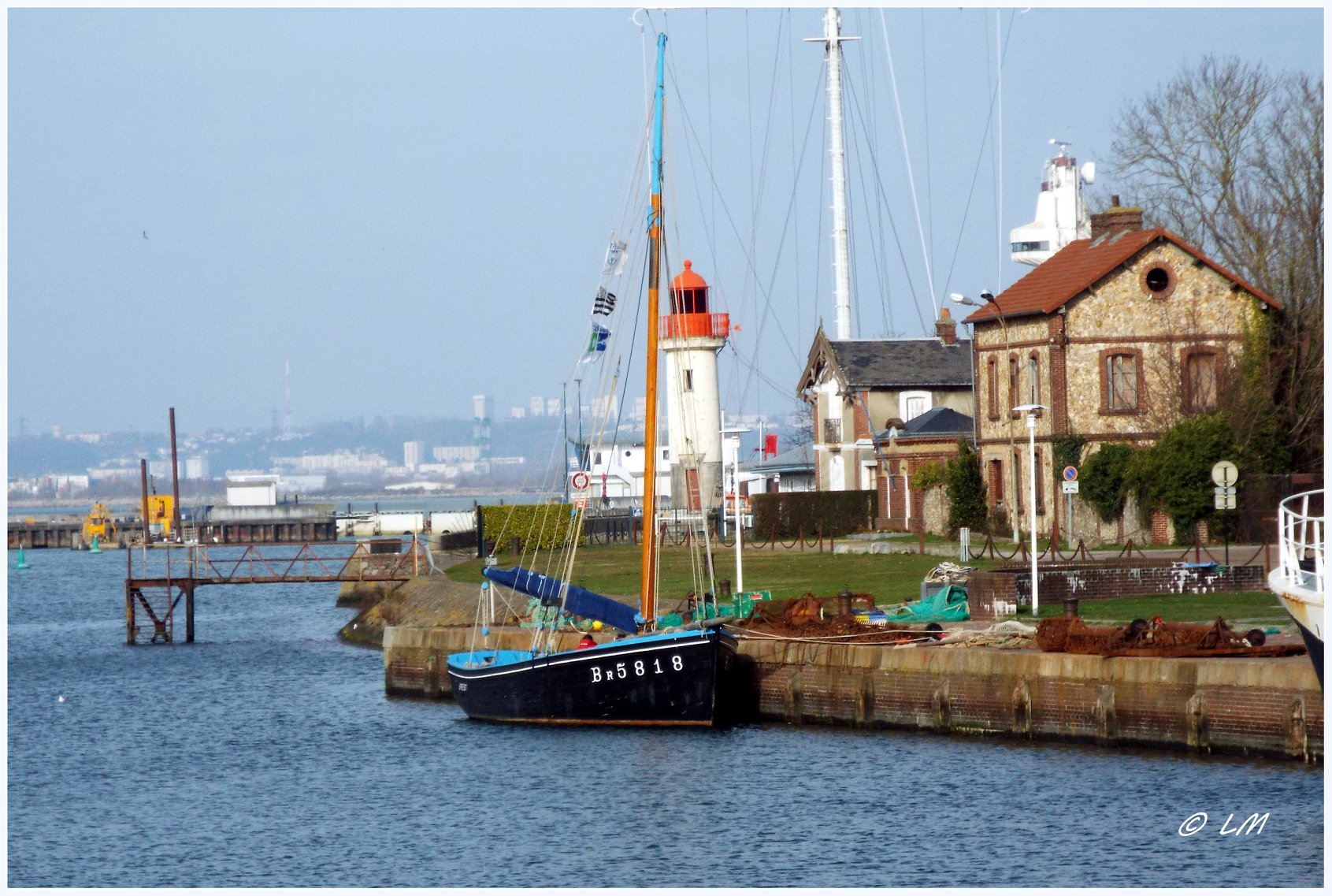 Convoyage vers chantier naval du Poudreux à Honfleur d