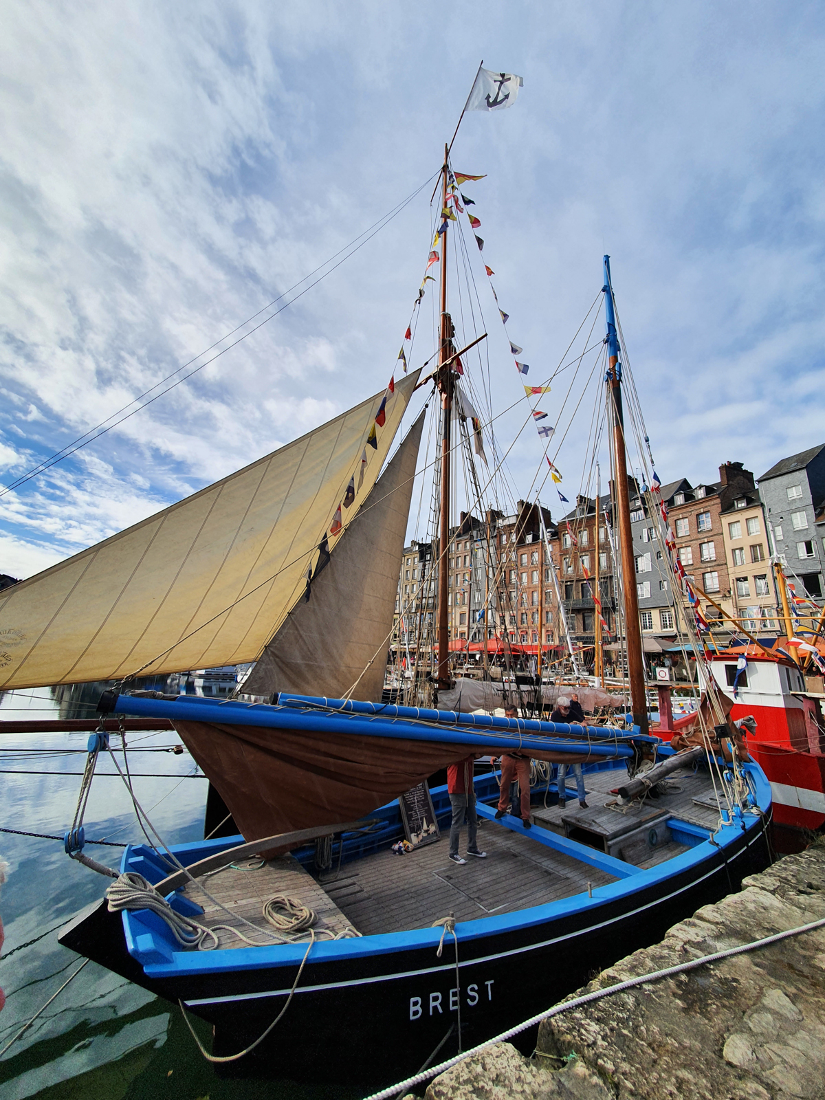 Fête de la crevette Honfleur 2022 c